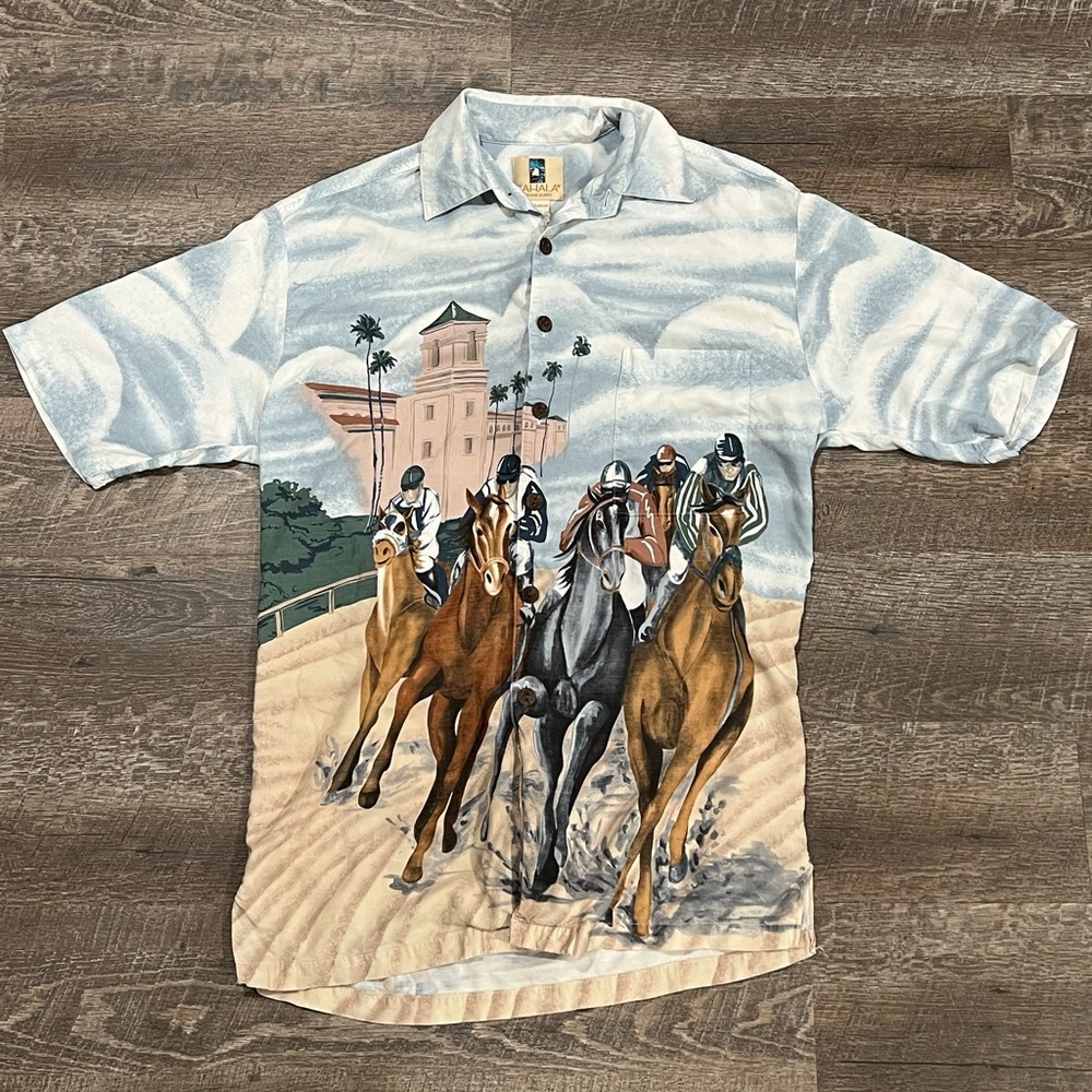 Kahala Hawaiian Button Up Size Medium